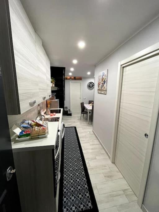 White House Spacca Napoli Luaran gambar