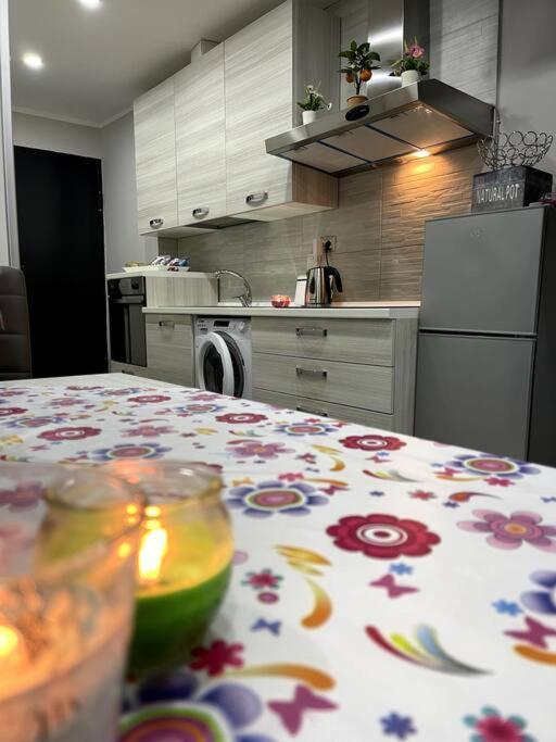 White House Spacca Napoli Luaran gambar